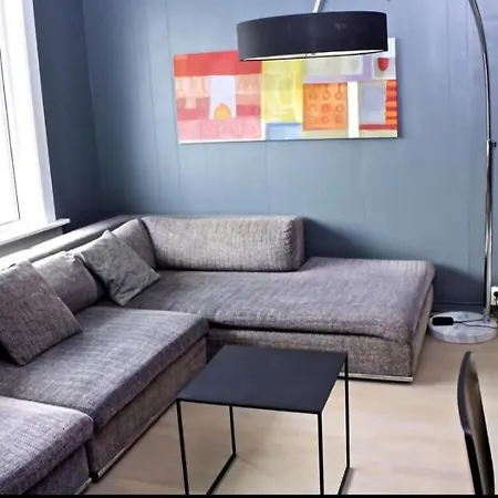Appartement Comfortable In With Three Bedrooms *