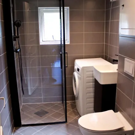 Comfortable In With Three Bedrooms Appartement *