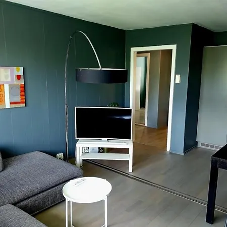 Comfortable In With Three Bedrooms Apartment